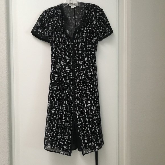 Kay Unger Dresses & Skirts - NWOT Kay Unger polka dot silk dress